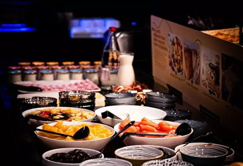 בית מלון כפרי Kyriad Villeneuve Saint Georges   Hôtel Rénové