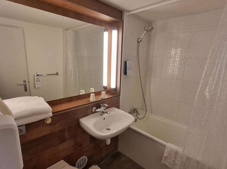 فندق Campanile Villeneuve Sur Lot