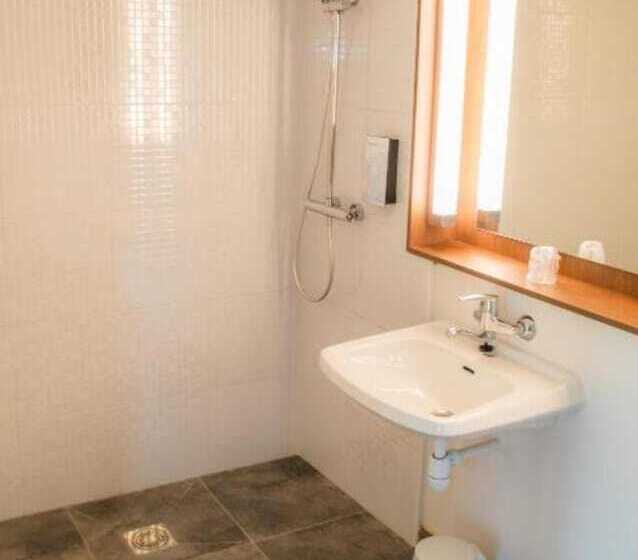 فندق Campanile Villeneuve Sur Lot