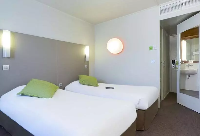 Отель Campanile Villeneuve Sur Lot