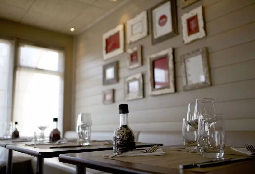 Отель Campanile Villennes Sur Seine Poissy Hôtel Rénové En 2024