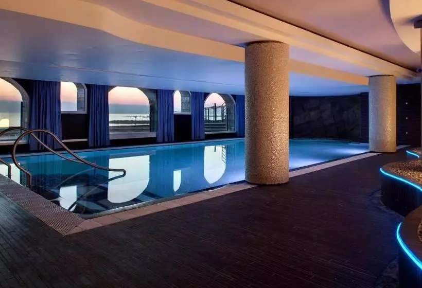 ホテル Grand Hôtel Thalasso & Spa