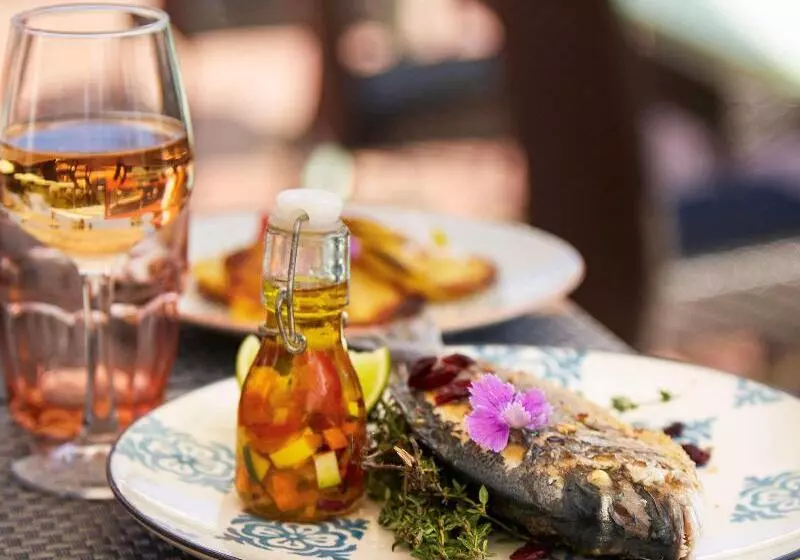 ホテル Ibis Thalassa Hyeres Plage