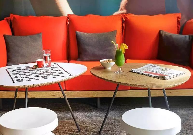 ホテル Ibis Sisteron