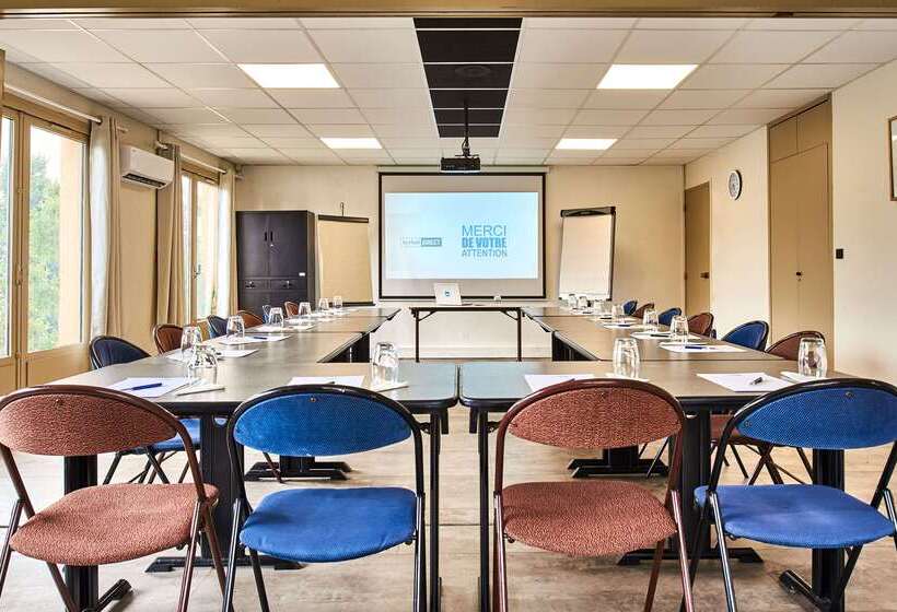 Hotel Kyriad Direct Lyon Sud  Chasse Sur Rhône