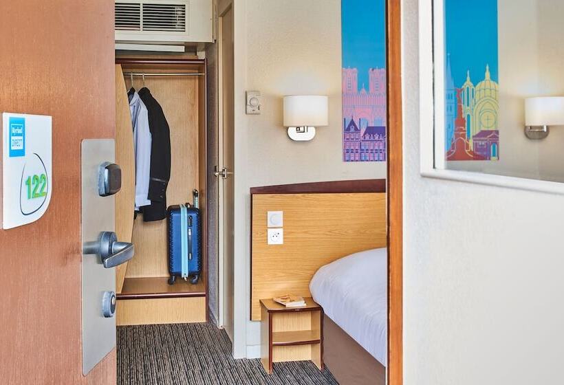 Hotel Kyriad Direct Lyon Sud  Chasse Sur Rhône