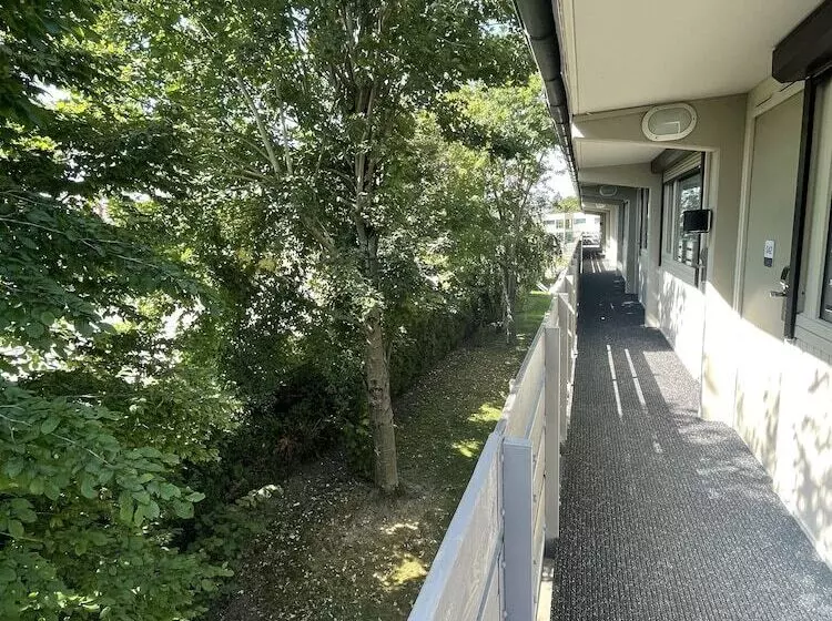 בית מלון כפרי Kyriad Meaux Sud Nanteuil Les Meaux