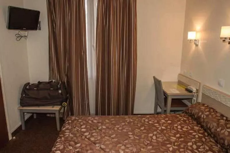 Hipotel Lilas Gambetta