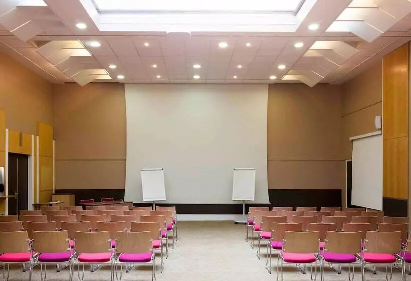 Novotel Paris Pont De Sevres