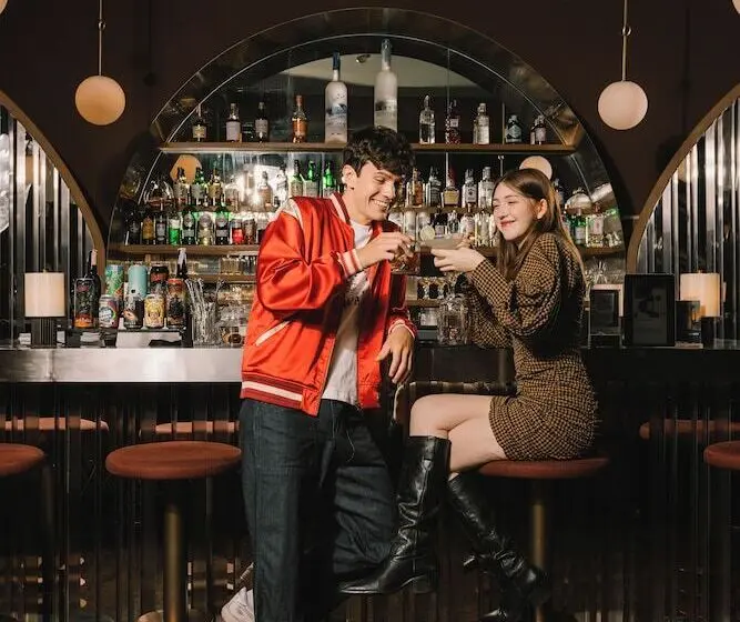 Public House Bangkok, a Member of Design Hotels