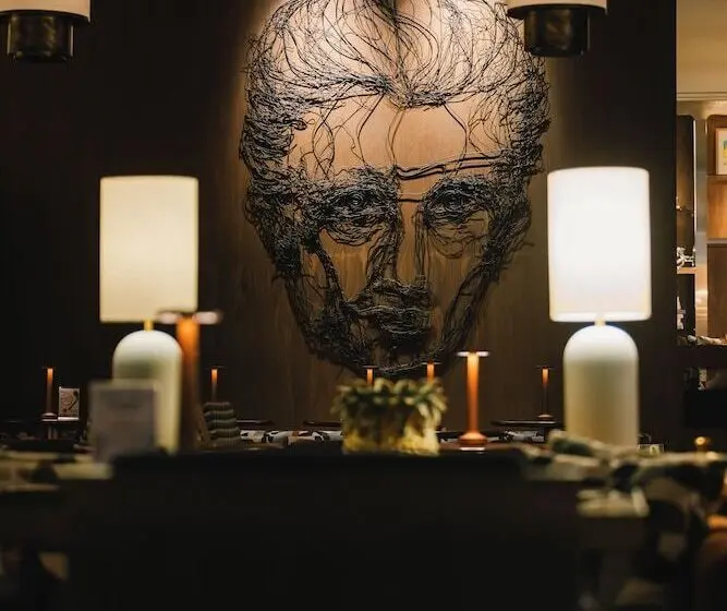 Public House Bangkok, a Member of Design Hotels