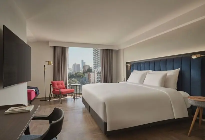 Public House Bangkok, a Member of Design Hotels