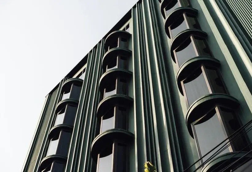 Public House Bangkok, a Member of Design Hotels