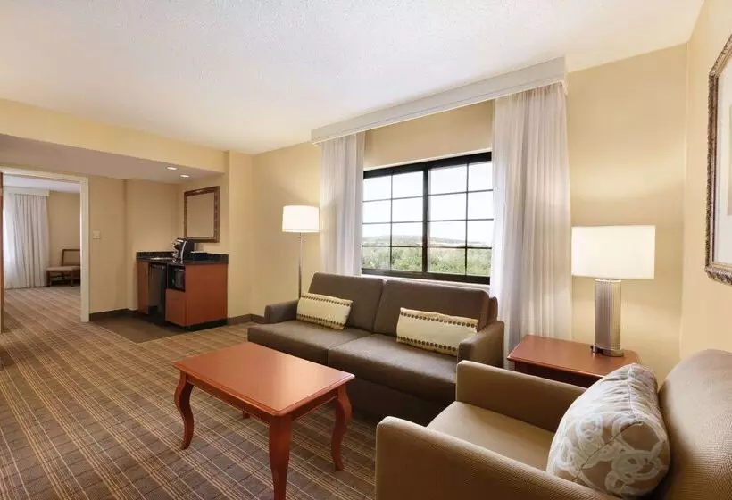 Embassy Suites Greenville Golf Resort & Conference Center