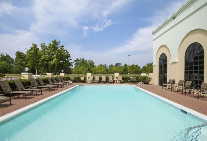 Embassy Suites Greenville Golf Resort & Conference Center