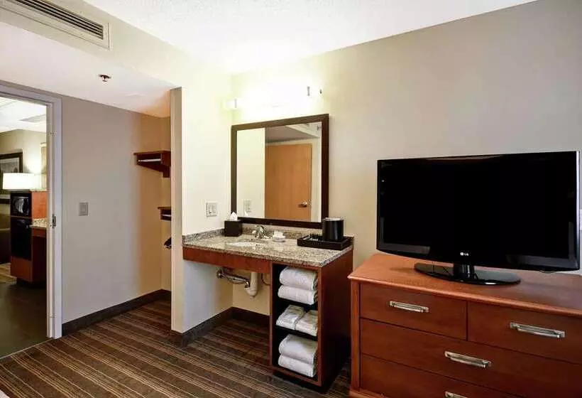 Embassy Suites Greenville Golf Resort & Conference Center