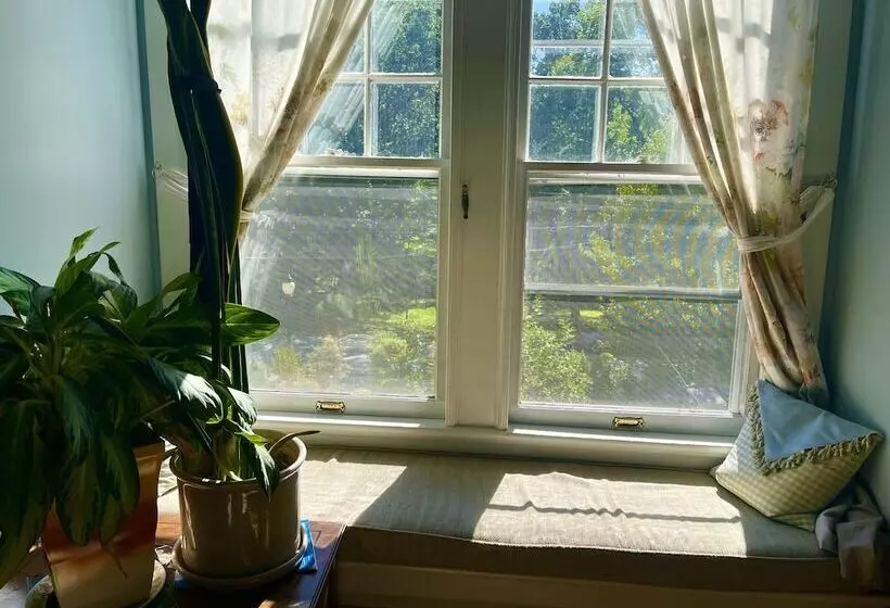 Greenwood Bed & Breakfast