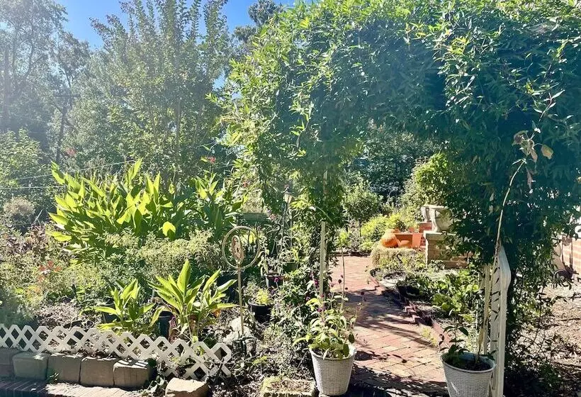 Greenwood Bed & Breakfast