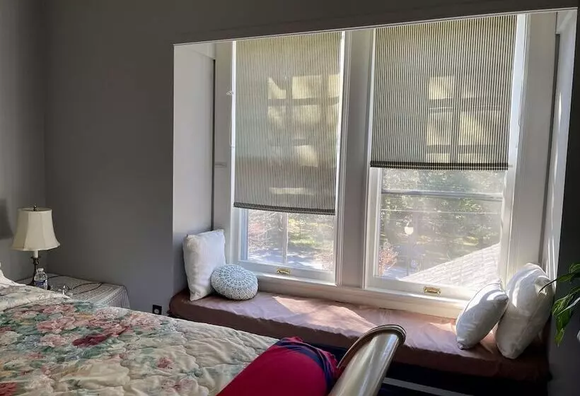 Greenwood Bed & Breakfast