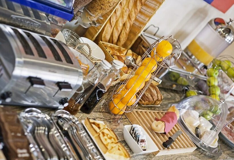 هتل Athanor Centre