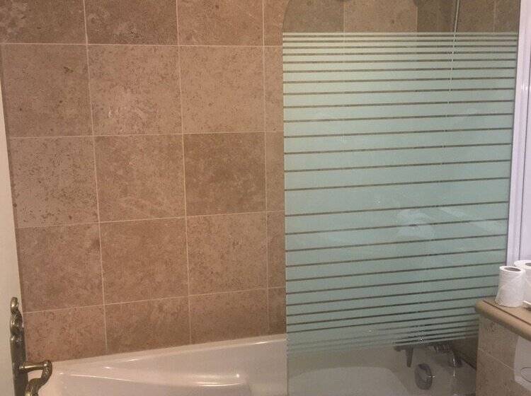 هتل Athanor Centre