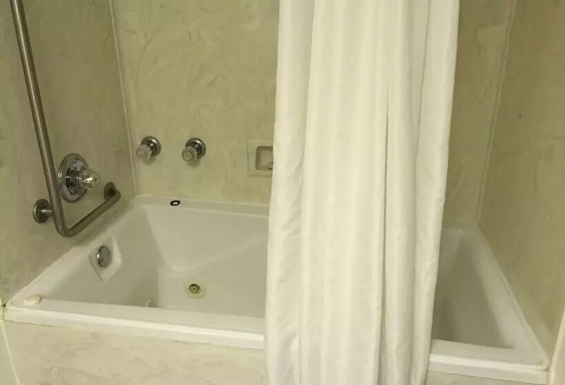 هتل Bermuda Sands On The Boardwalk