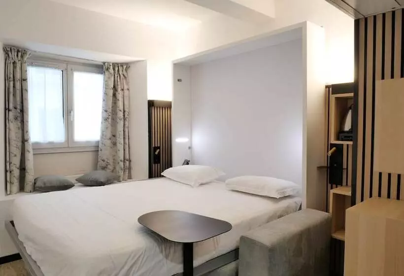 Hotel Carre Vieux Port