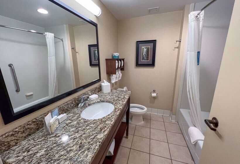 فندق Cherokee Inn