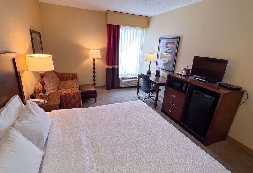 فندق Cherokee Inn