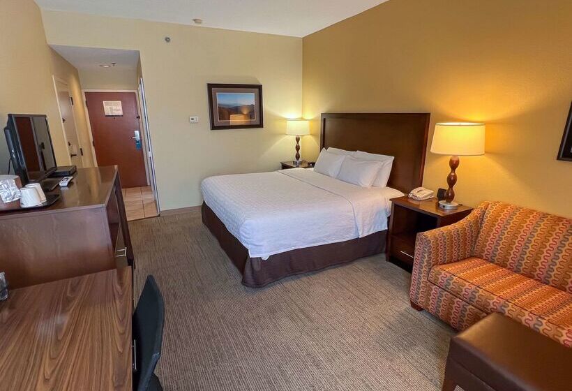 فندق Cherokee Inn