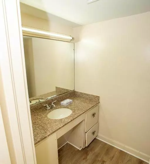 호텔 Coach House Inn