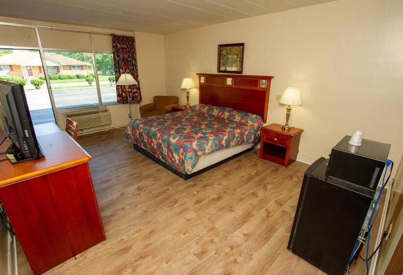 فندق Coach House Inn