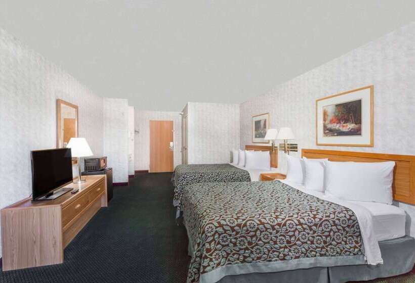 فندق Days Inn By Wyndham West Yellowstone