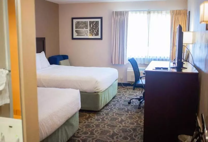 Отель Inn At The Canyons