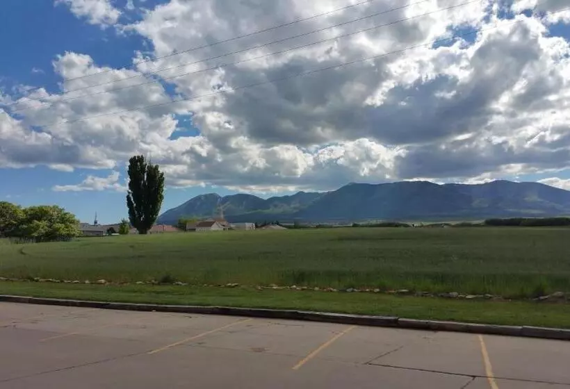 Отель Inn At The Canyons