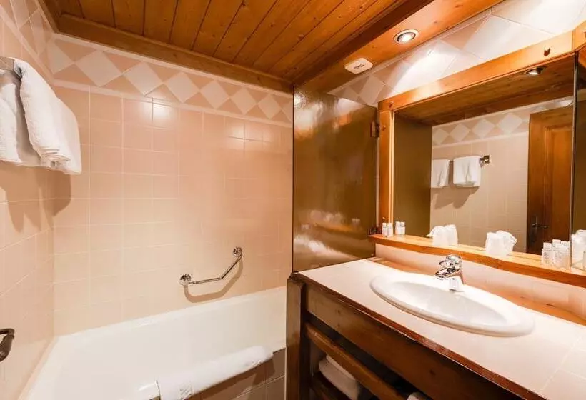 Отель La Grange D Arly