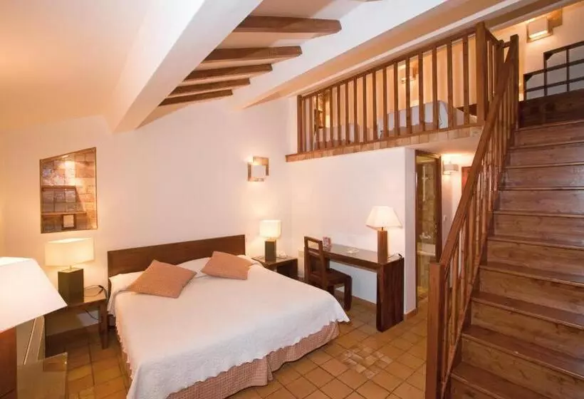 Отель L'Enclos des Lauriers Roses