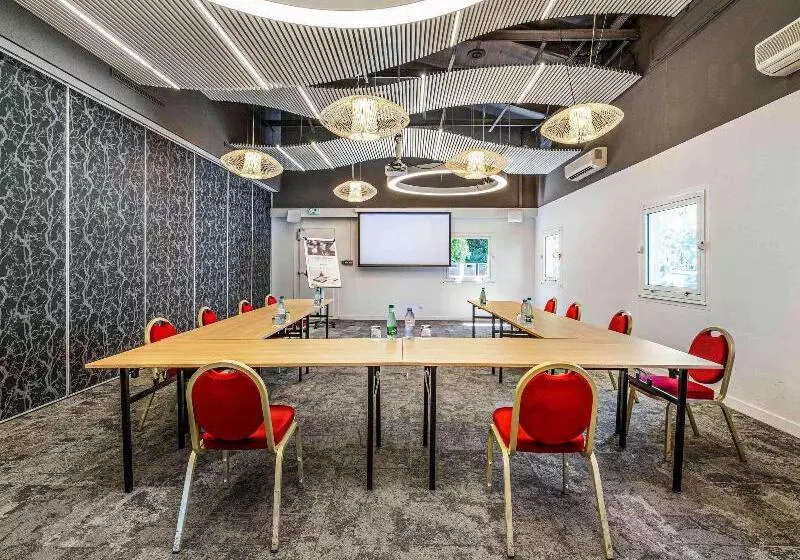 فندق Mercure Antibes Sophia Antipolis