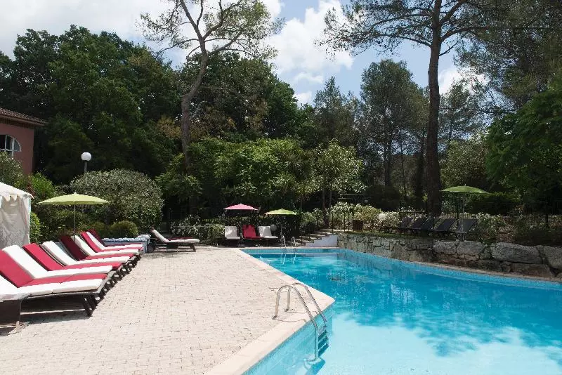 فندق Mercure Antibes Sophia Antipolis