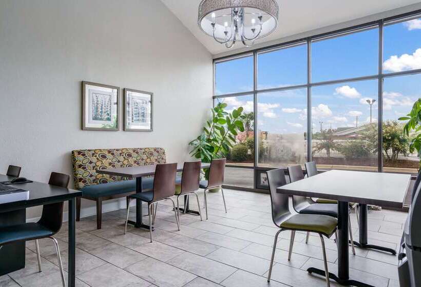 酒店 Quality Inn Greenville Near University