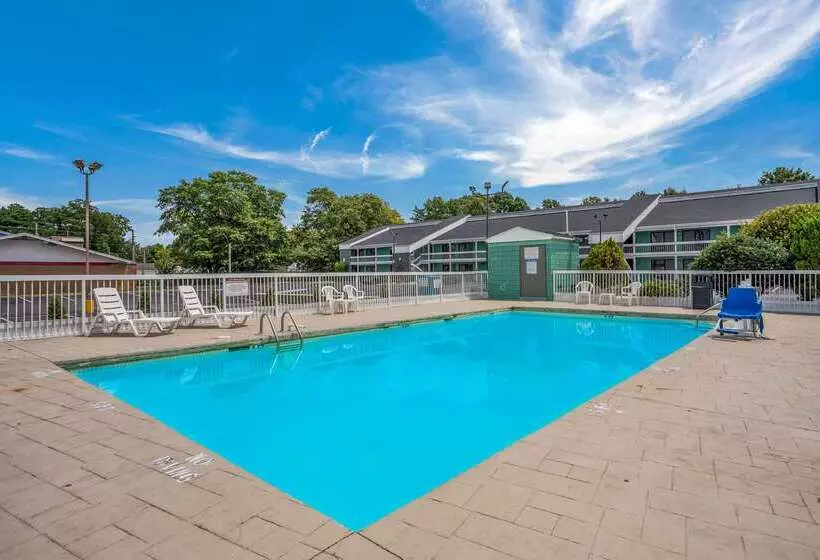 酒店 Quality Inn Greenville Near University