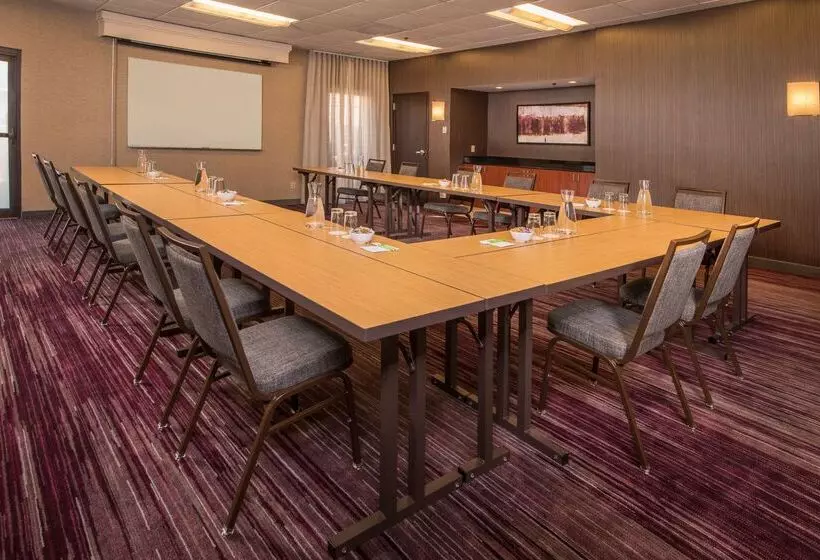 هتل Sonesta Select Columbia