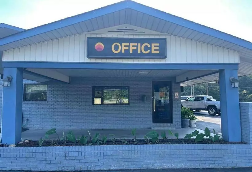 汽车旅馆  Budget Inn   Madison