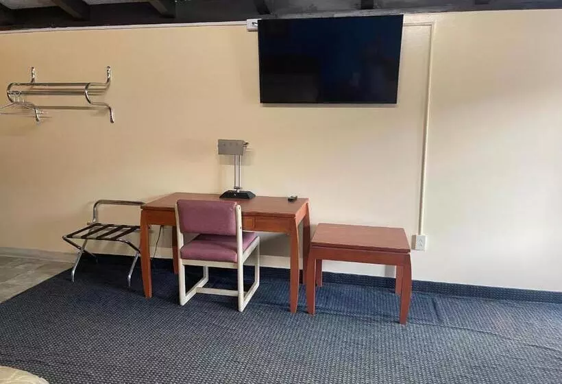 汽车旅馆  Budget Inn   Madison