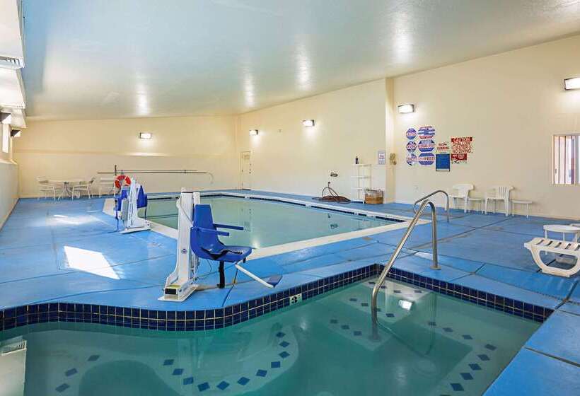 فندق على الطريق Rodeway Inn