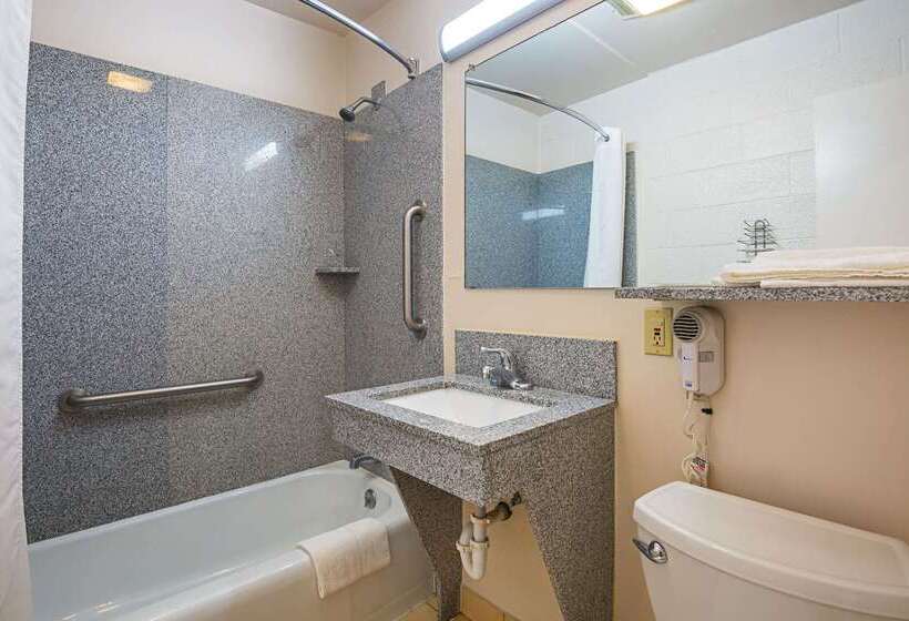 فندق على الطريق Rodeway Inn