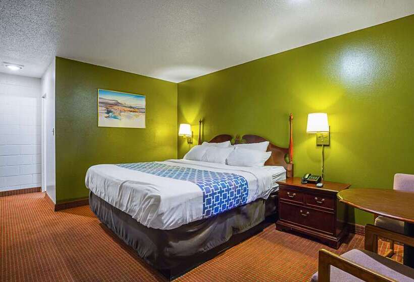 فندق على الطريق Rodeway Inn