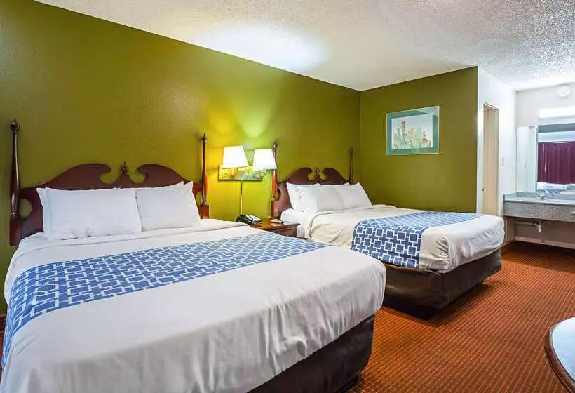 Мотель Rodeway Inn