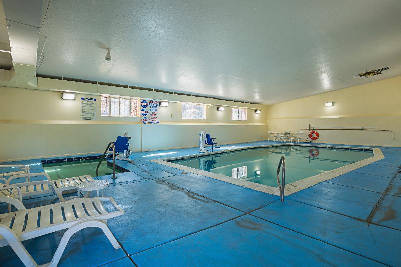 فندق على الطريق Rodeway Inn