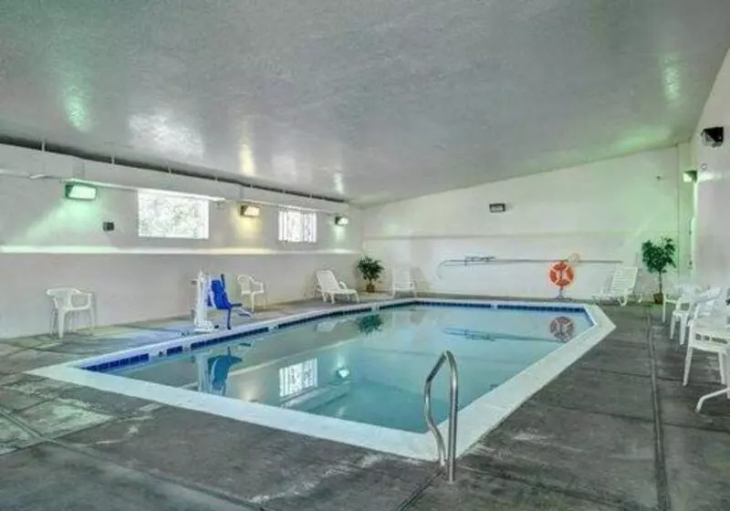 Мотель Rodeway Inn